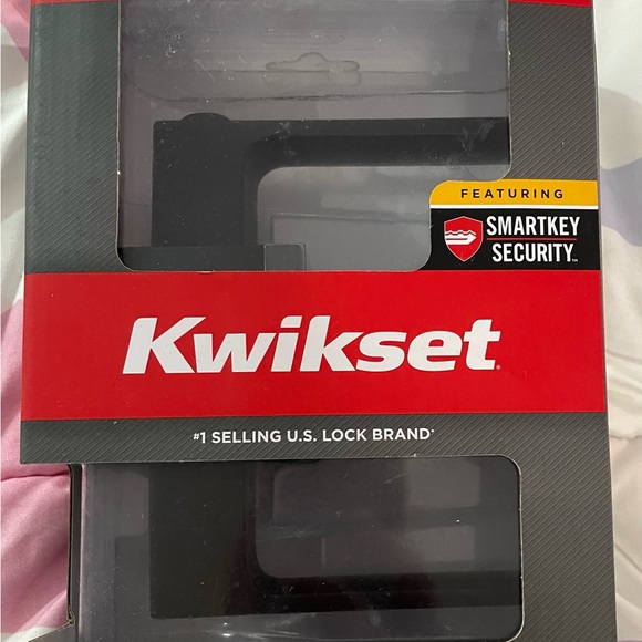 Kwikset Keyed Entry High Security Locking Door Handle With Smart Key Technology - Picture 3 of 11